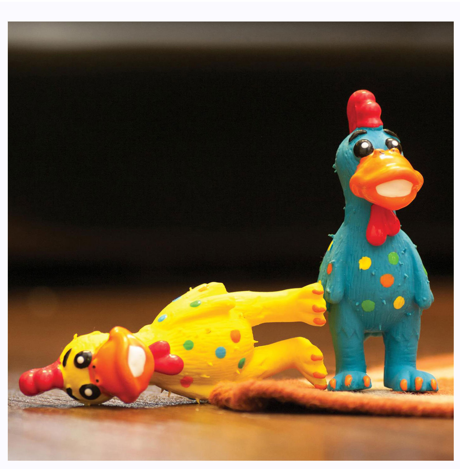 globken chicken dog toy