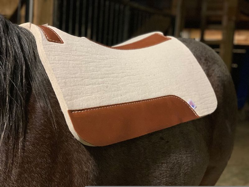 Blue western best sale saddle pad