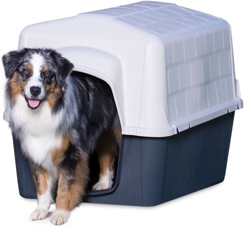 Petmate barnhome hot sale iii dog house