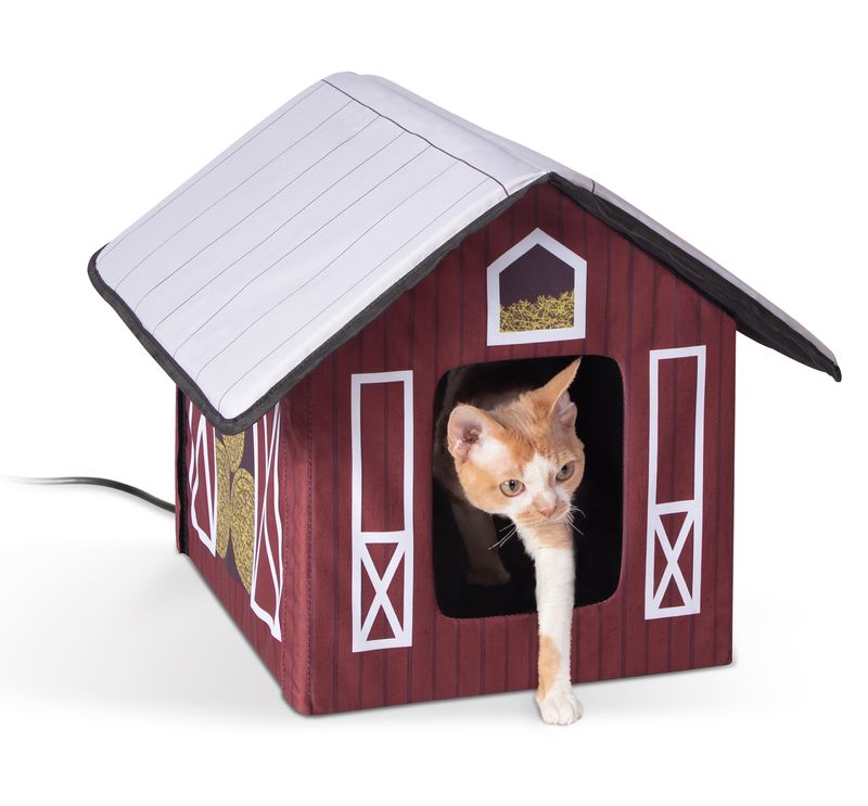 Outdoor Heated Kitty House - Jeffers