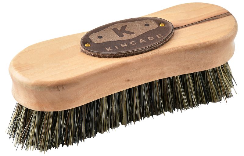 Kincade-Wooden-Deluxe-Face-Brush