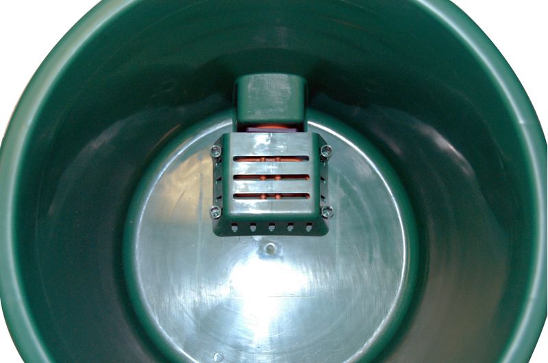 16-Gallon-Heated-Bucket-Green